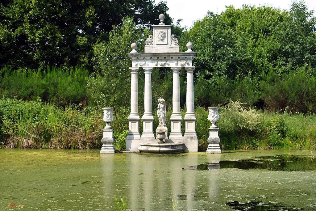 Отель Cichy Dwor Manowo Экстерьер фото